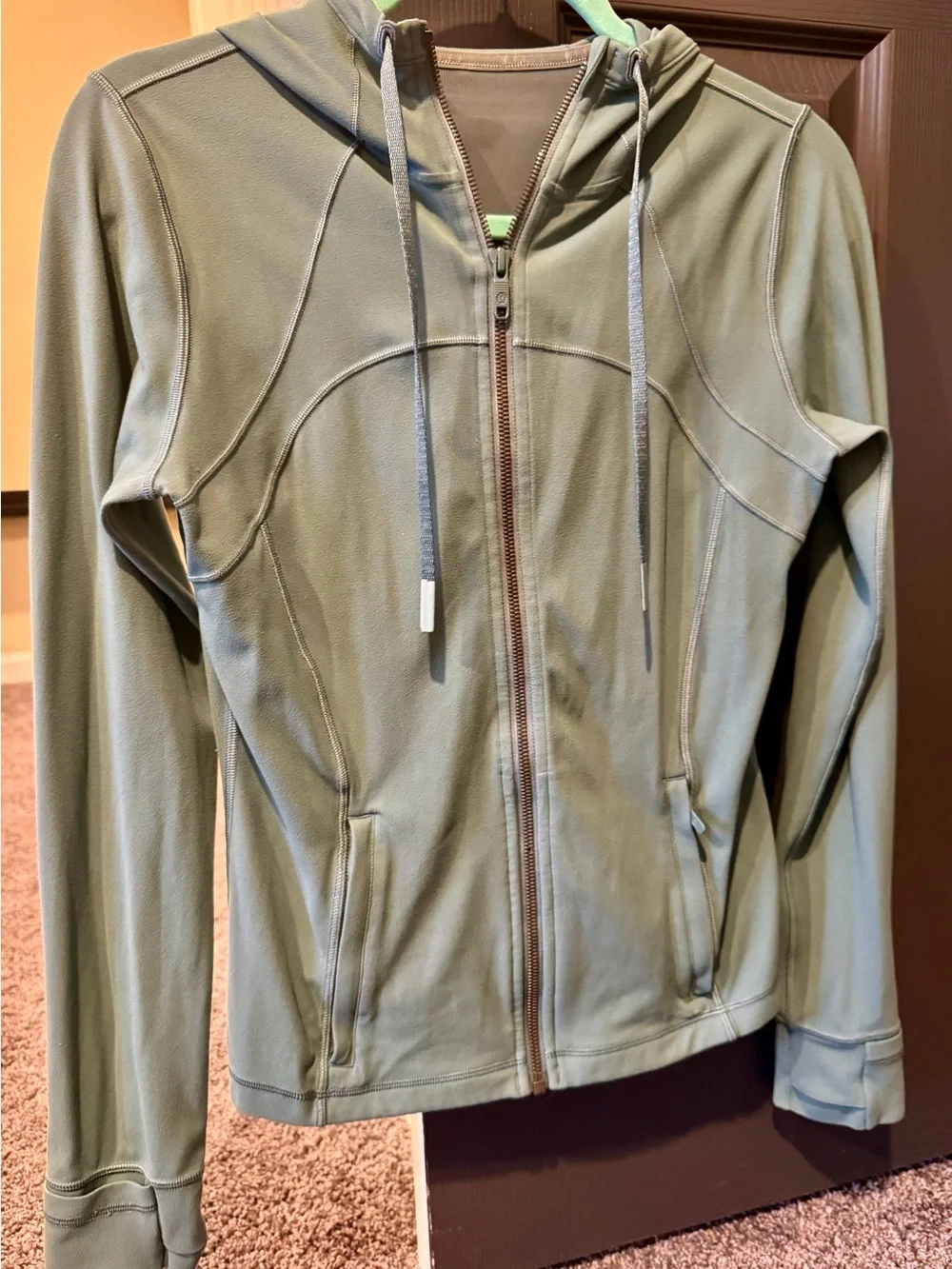 lululemon athletica adjustable seam